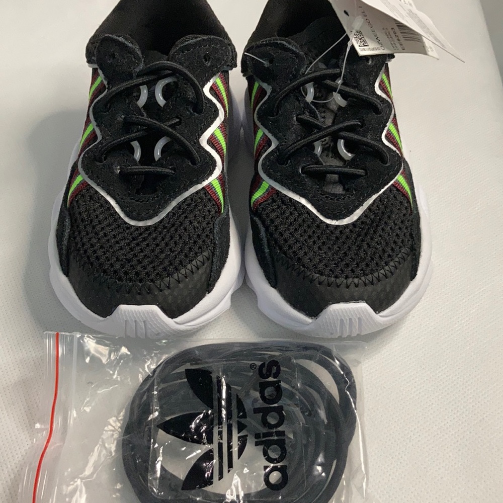 Adidas toddler size 7